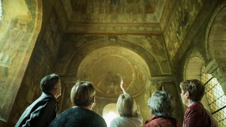 Visite des fresques de la chapelle haute