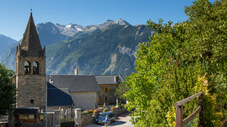 Eglise Saint-Pierre de La Garde-en-Oisans