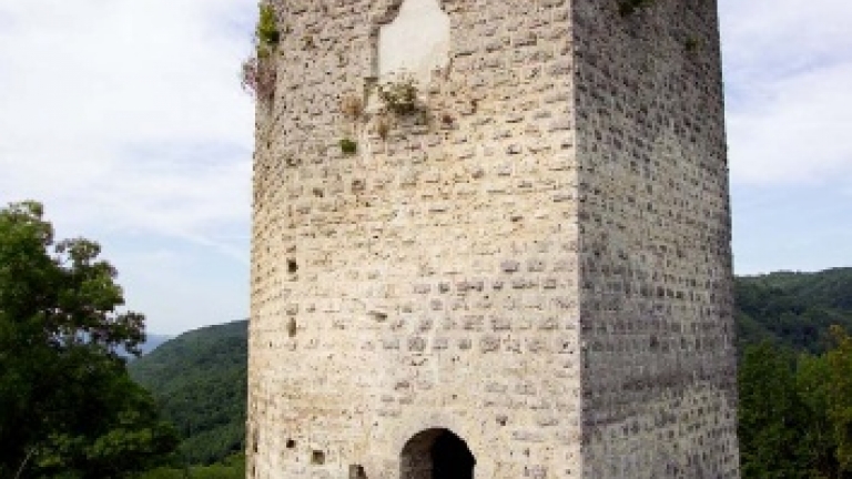 Tour de Clermont Chirens