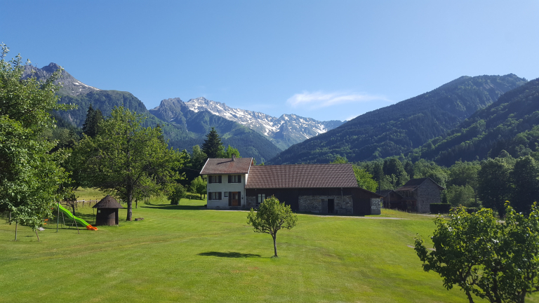 Vue d'ensemble Gite du Curtillard en t