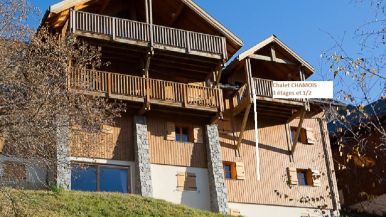 Chalet Chamois: Salon au +1, entre au 0, chambres -1 et -2 Rservation certaines dates en Mai, Juin et de dbut Juillet jusqu' mi-Septembre