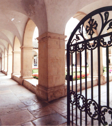 Cloitre des Augustins de Crmieu