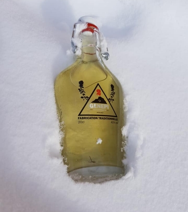 bouteille dans neige