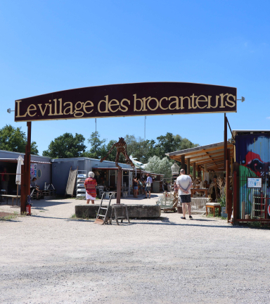 Village des Brocanteurs - Tignieu-Jameyzieu aux Balcons du Dauphin