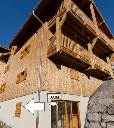 Secteur Chalets  Oz en Oisans / Tlcabines Alpette au dpart dans la station