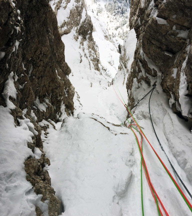 Initiation alpinisme hivernal