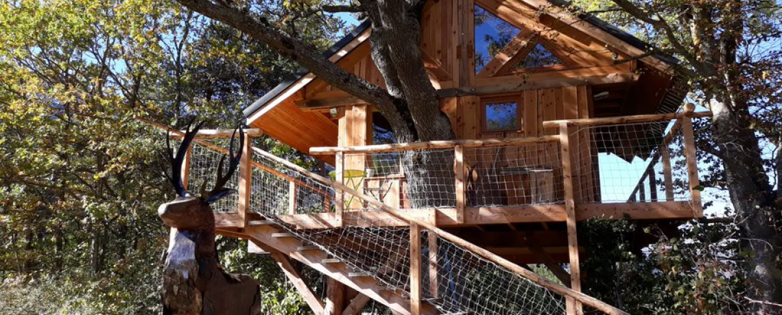 Les insolites du Vercors: La cabane des cerfs