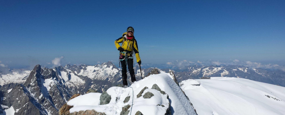 Alpinisme hivernal avec le Bureau des Guides