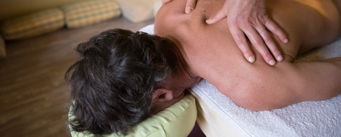 Massages - Des Mains des Pieds