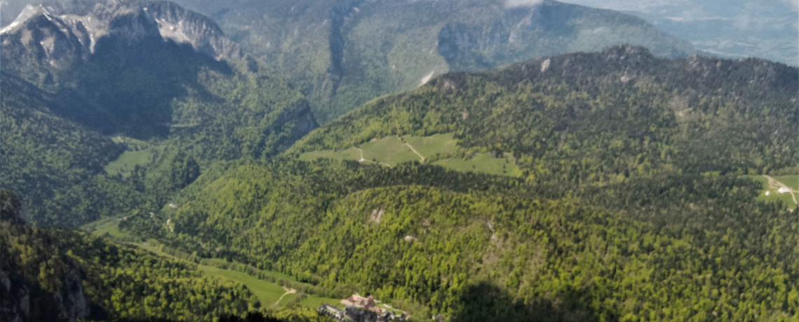 Monastre de la Grande Chartreuse depuis le sommet du Grand Som