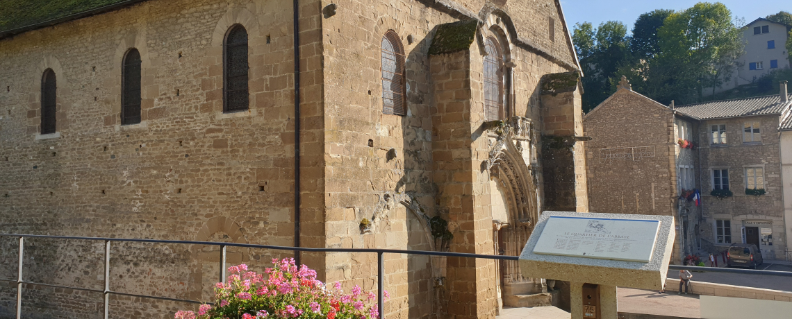 Eglise abbatiale de Saint-Chef