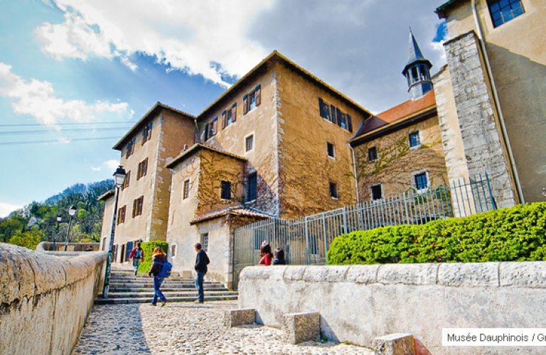 Musée Dauphinois depuis la montée Chalemont - Grenoble