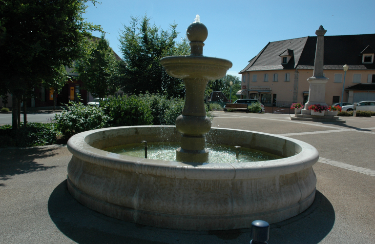 Fontaine de Vzeronce-Curtin