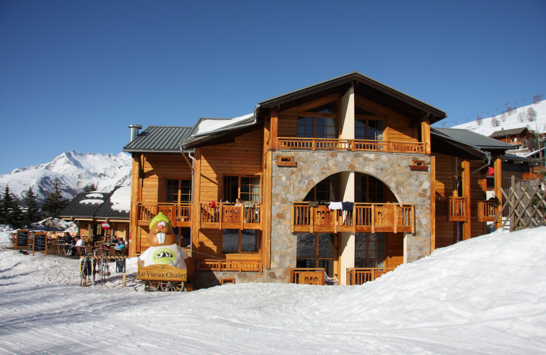 Aiguille Lodge