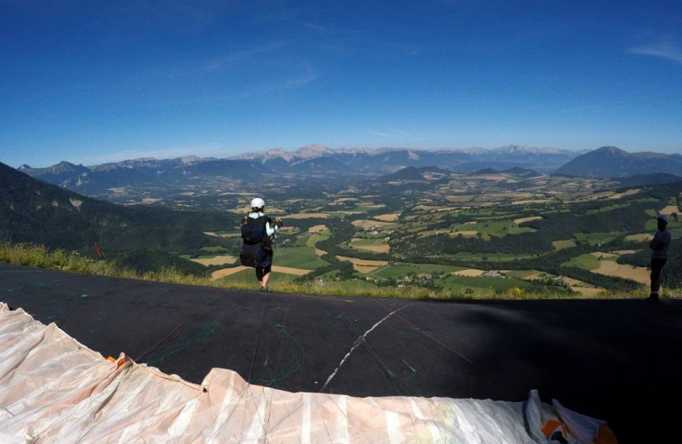 Perfectionnement Parapente (Stage) - AéroSAT