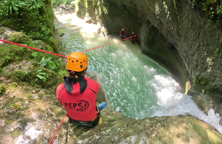 Canyoning autour de Grenoble avec Pep&#039;S Nature