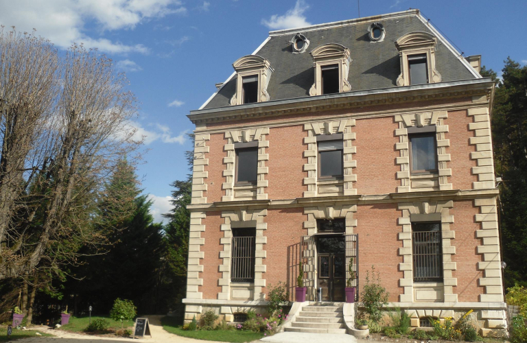 Le Château des Arènes - Chambre d&#039;hôtes