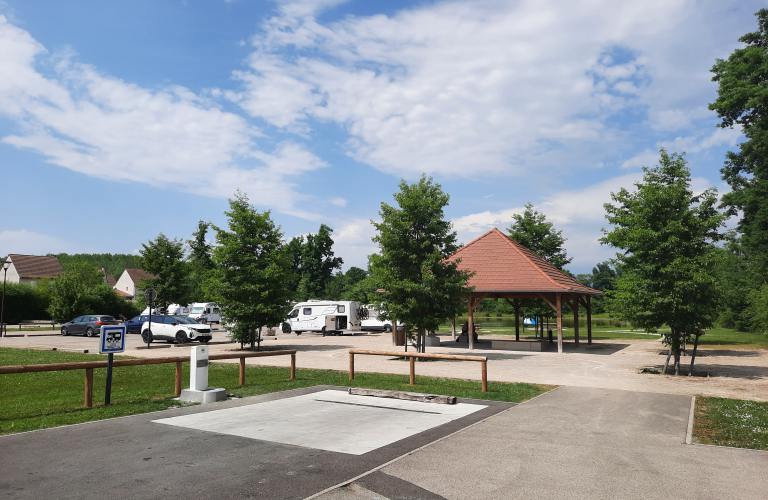 Aire de Camping Car de Morestel