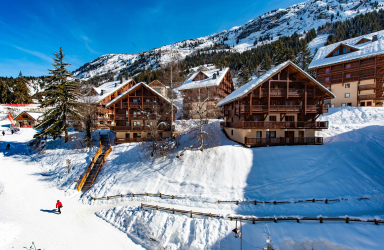 Le Chalet des Neiges vous propose de loger dans diffrents btiments, en centre station