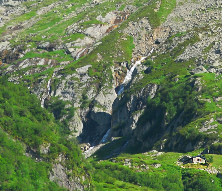 Le refuge de l&#039;Oule en Belledonne