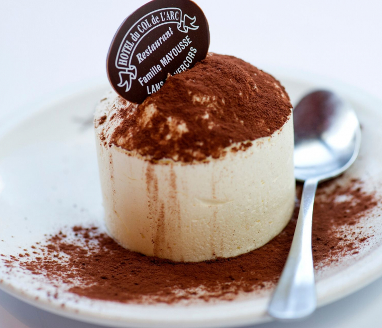 Soufflé glacé à la Chartreuse