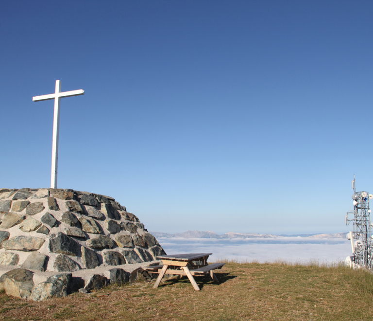 Photo de la Croix de Chamrousse en t