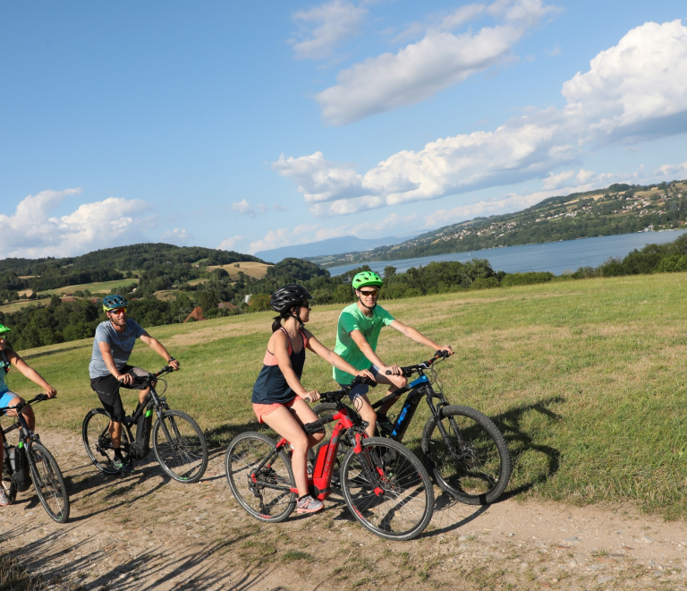 Circuit VTT balade initiatique lac de Paladru