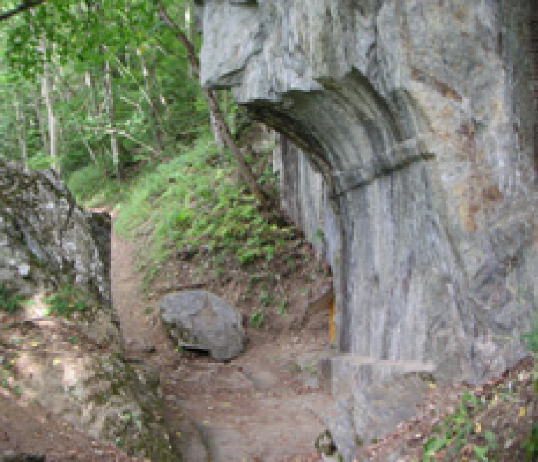 Porte romaine de Bons